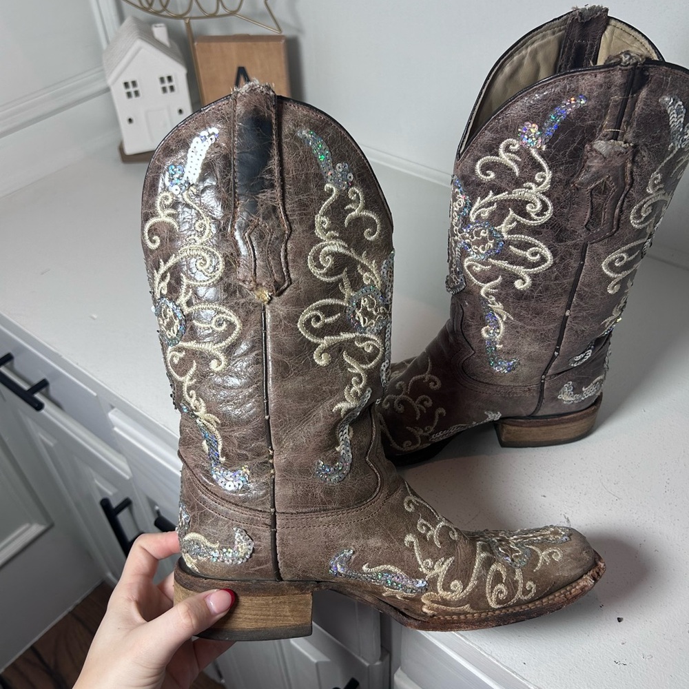 **SOLD**Corral Boots Women’s 8M Embroidered Sequins Western Cowboy Boots - Picture 6 of 9